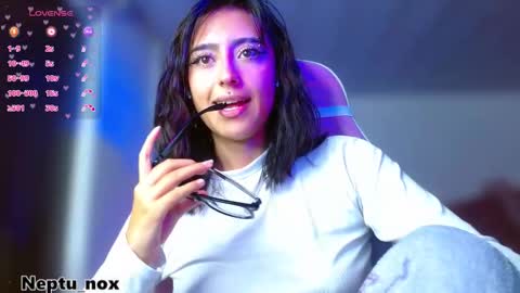 Neptu noxx online show from March 10, 2026, 8:41 am