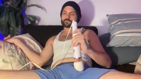 nerdynutstorm online show from October 22, 2025, 3:29 am