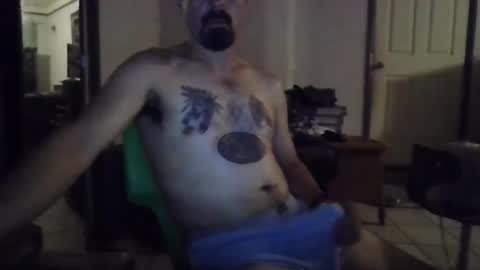 Snapshot of nerfylil2 chatting on December 24, 2024, 5:38 am Nerfylil online show from December 24, 2024, 5:38 am