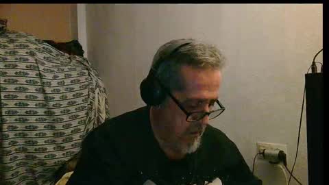 neron401 online show from November 19, 2025, 1:16 am