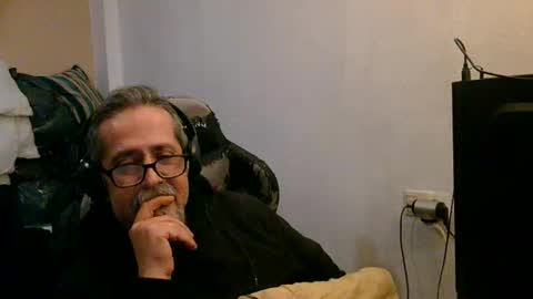 neron401 online show from March 31, 2026, 2:57 am