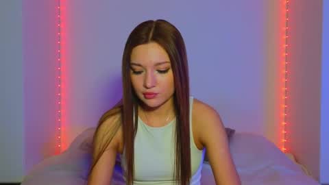 Nessa online show from January 19, 2025, 9:13 pm