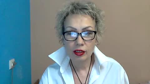 NessyJenixs online show from March 12, 2025, 7:17 pm