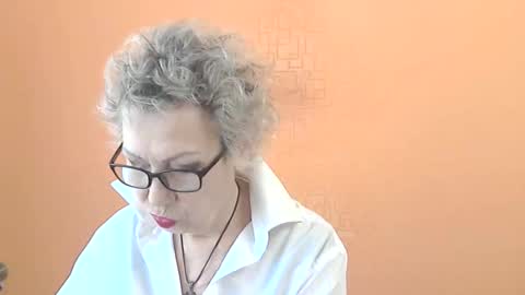 NessyJenixs online show from March 26, 2026, 8:09 am