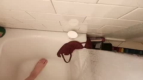 Snapshot of neuroticawilde chatting on December 1, 2025, 5:51 pm neuroticawilde online show from December 1, 2025, 5:51 pm