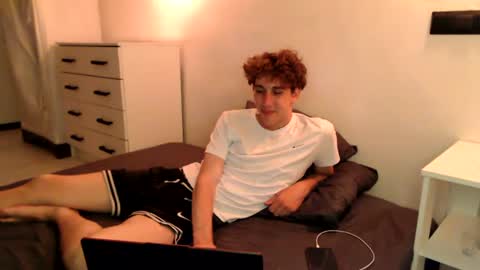 Snapshot of nevaldemar chatting on June 12, 2026, 9:03 pm nevaldemar online show from June 12, 2026, 9:03 pm