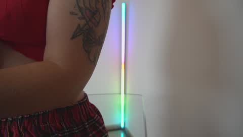 new dee online show from September 9, 2025, 8:14 am