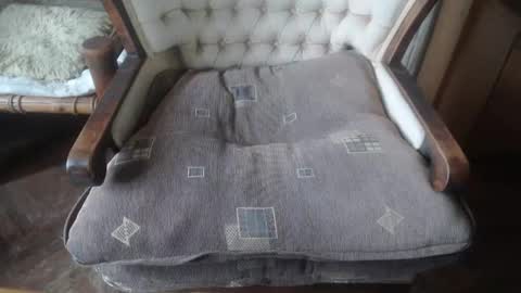 Lilly  online show from September 26, 2025, 5:55 am