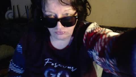 Lilly  online show from April 15, 2026, 2:51 am