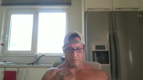 Snapshot of newbdes chatting on March 3, 2026, 2:01 pm Newbdes online show from March 3, 2026, 2:01 pm