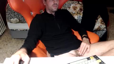 nextdoor_dilf online show from October 26, 2025, 6:47 pm