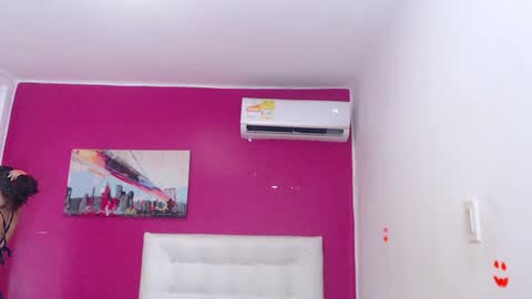 nextdoor_fantasy online show from January 13, 2025, 8:04 pm