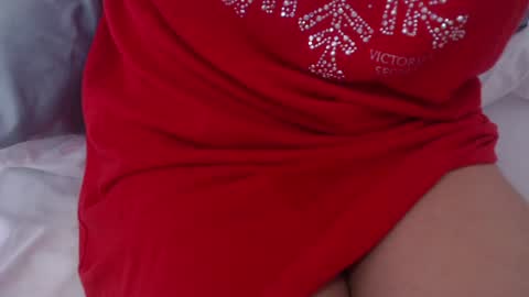 nextdoor_fantasy online show from February 6, 2025, 9:32 am