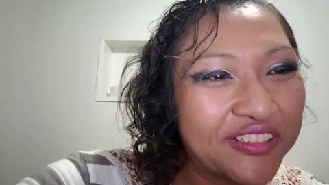 Snapshot of neycali chatting on February 26, 2026, 7:35 pm NeyCali online show from February 26, 2026, 7:35 pm