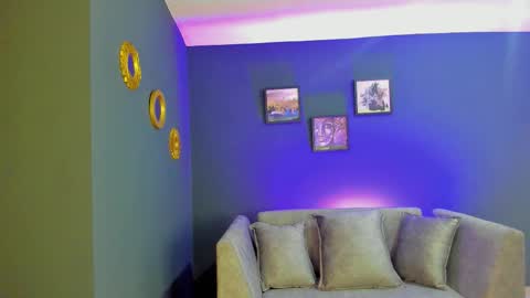 Snapshot of neyder_sanz chatting on February 24, 2026, 12:36 pm NEYDER online show from February 24, 2026, 12:36 pm