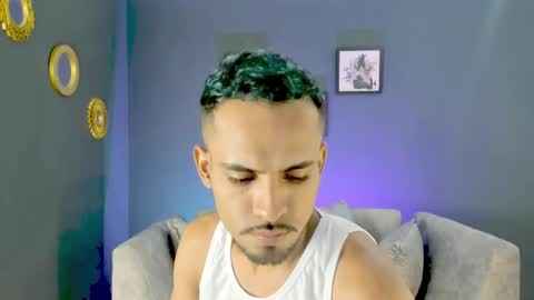 Snapshot of neyder_sanz chatting on March 1, 2026, 1:24 pm NEYDER online show from March 1, 2026, 1:24 pm