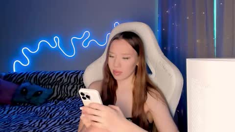 Mina online show from January 8, 2026, 10:06 am