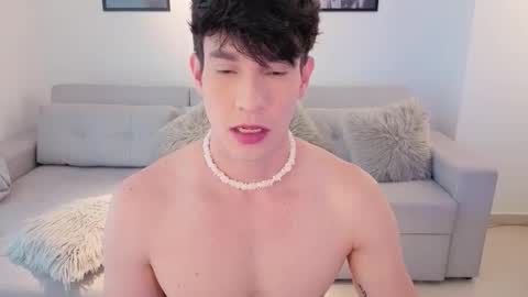   online show from February 5, 2026, 8:02 pm