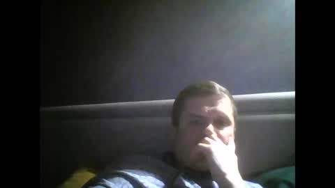 Snapshot of nezinauuuu chatting on March 15, 2026, 6:03 pm ................ online show from March 15, 2026, 6:03 pm