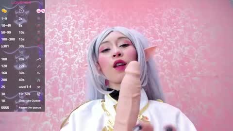 Snapshot of nezuko_mitsuri chatting on April 23, 2026, 5:37 pm NEZUKO MITSURI online show from April 23, 2026, 5:37 pm