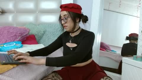 nezzukoo online show from April 10, 2026, 7:18 pm