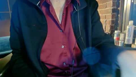Snapshot of nfgwholoves2cum chatting on February 14, 2025, 10:58 pm NFG  Nice Friendly Guy  Dick online show from February 14, 2025, 10:58 pm