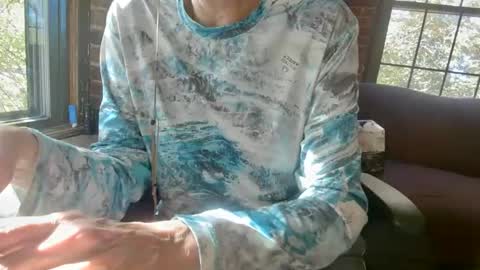 Snapshot of nfgwholoves2cum chatting on September 19, 2025, 7:25 pm NFG  Nice Friendly Guy  Dick online show from September 19, 2025, 7:25 pm