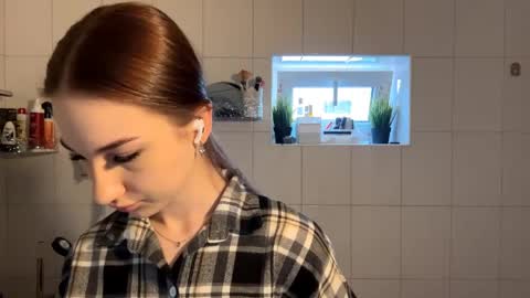 Kate Ng online show from April 13, 2026, 4:18 am