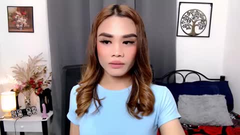 hottie nicole online show from March 9, 2025, 3:01 am