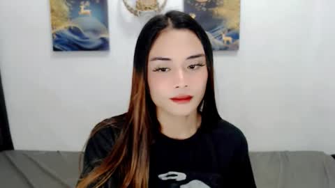 hottie nicole online show from November 22, 2025, 1:04 am