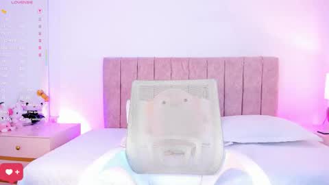 Nia online show from March 12, 2026, 7:09 pm