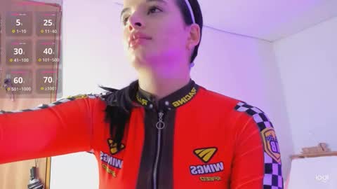 Snapshot of nia_16 chatting on October 28, 2025, 10:45 pm nia_16 online show from October 28, 2025, 10:45 pm