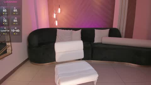 SQUIRTER DOLL    online show from December 11, 2024, 10:38 pm