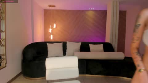 SQUIRTER DOLL    online show from December 14, 2024, 11:29 am