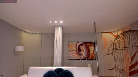 SQUIRTER DOLL    online show from April 8, 2026, 8:09 pm