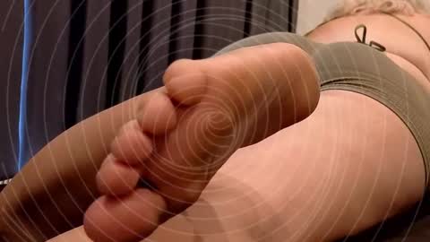 Snapshot of niatonoori chatting on February 5, 2026, 4:17 am Kim online show from February 5, 2026, 4:17 am