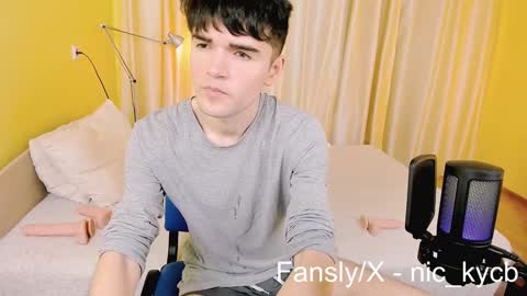 Nick PVT is open FanslyTwitter - Nic kycb online show from December 10, 2024, 2:39 pm