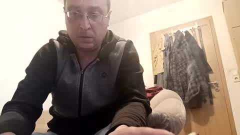 nicefuck0077 online show from October 26, 2025, 11:53 pm