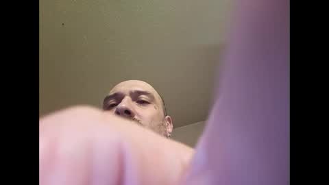 nicennew666 online show from May 8, 2026, 8:41 am