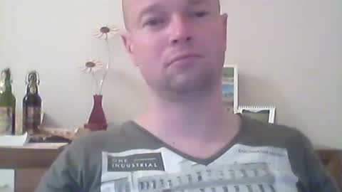 nick1990b online show from March 3, 2025, 7:49 pm