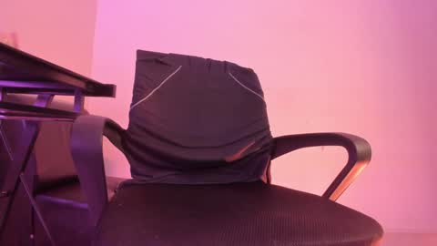 Nick online show from December 31, 2024, 8:04 am