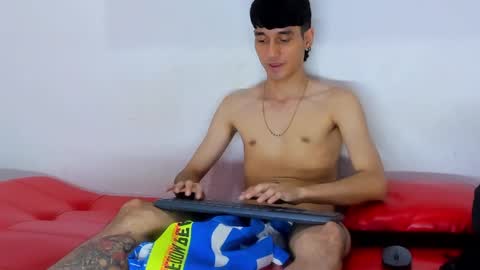 Nick online show from December 7, 2024, 4:14 pm