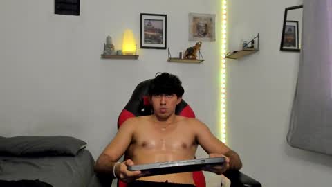 nick_nova online show from February 26, 2025, 6:11 pm