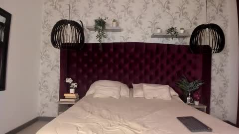 Snapshot of nick_torn chatting on October 2, 2025, 12:34 pm Nick online show from October 2, 2025, 12:34 pm