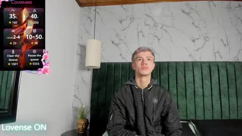 Snapshot of nick_torn chatting on February 15, 2026, 12:14 pm Nick online show from February 15, 2026, 12:14 pm