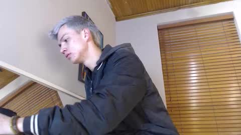 Snapshot of nick_torn chatting on February 24, 2026, 12:36 pm Nick online show from February 24, 2026, 12:36 pm