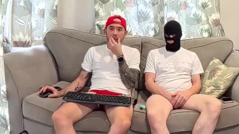 Snapshot of nickboiixx chatting on September 20, 2025, 11:11 am Nickboiix UK online show from September 20, 2025, 11:11 am