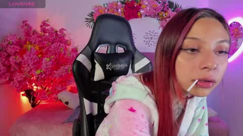 Snapshot of nickie_reed_ chatting on May 10, 2026, 11:10 pm nickie_reed_ online show from May 10, 2026, 11:10 pm