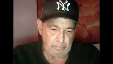 Snapshot of nickincali chatting on December 8, 2024, 3:10 am nickincali online show from December 8, 2024, 3:10 am