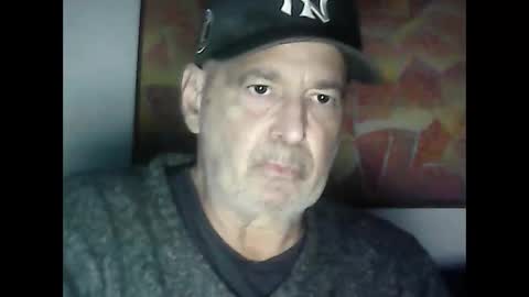 Snapshot of nickincali chatting on December 17, 2024, 11:06 am nickincali online show from December 17, 2024, 11:06 am